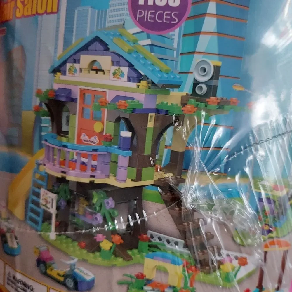 Exercise N Play Friends Tree House & Hair Salon Building Blocks 1193 pcs